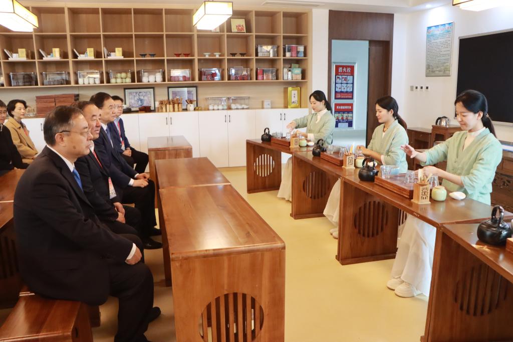 20241106必赢官网接受教育部新一轮本科教育教学审核评估 (6).jpg