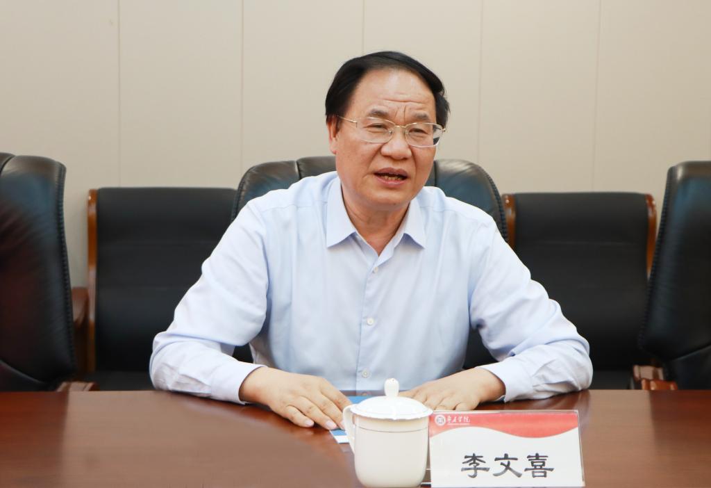 20240507菏泽技师学院来必赢官网考察交流 (2).jpg