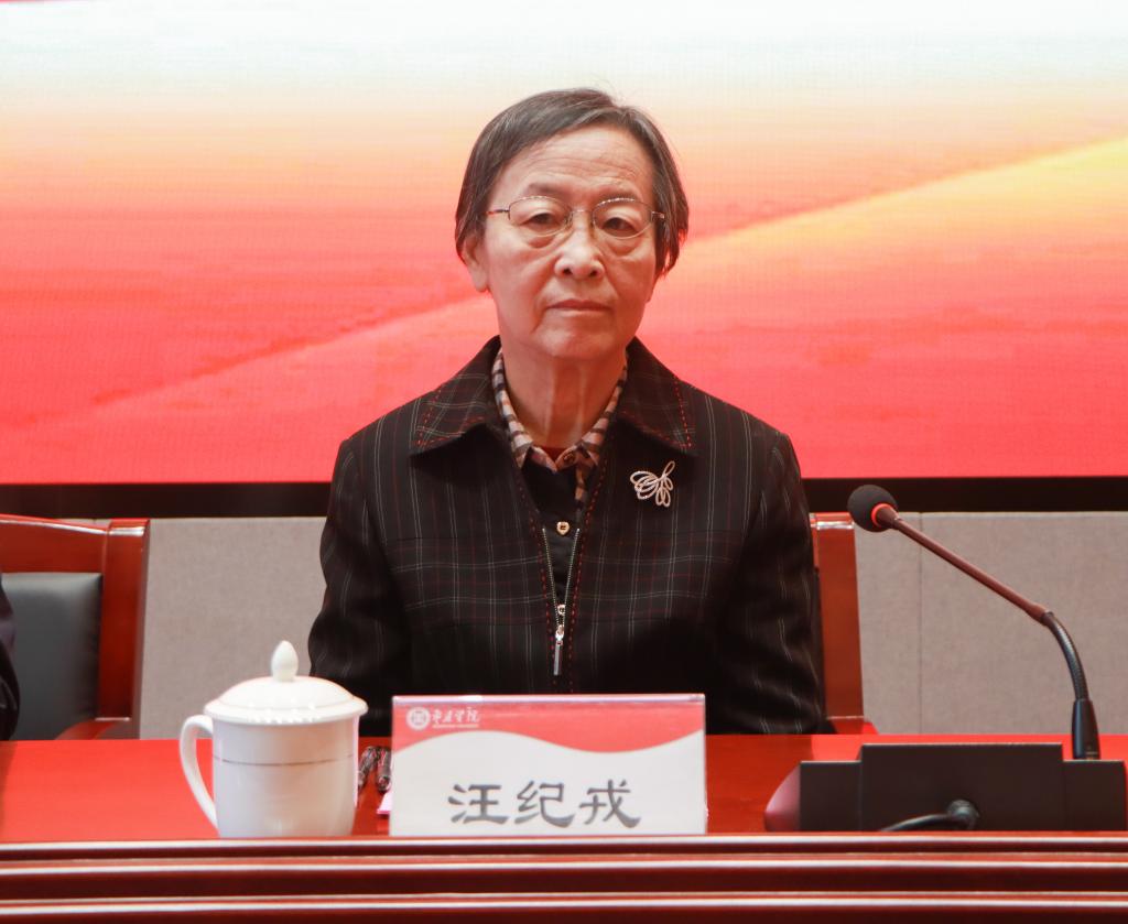 20241023必赢官网举办“红色文化进校园 走进崇高建基地”活动 (7).jpg